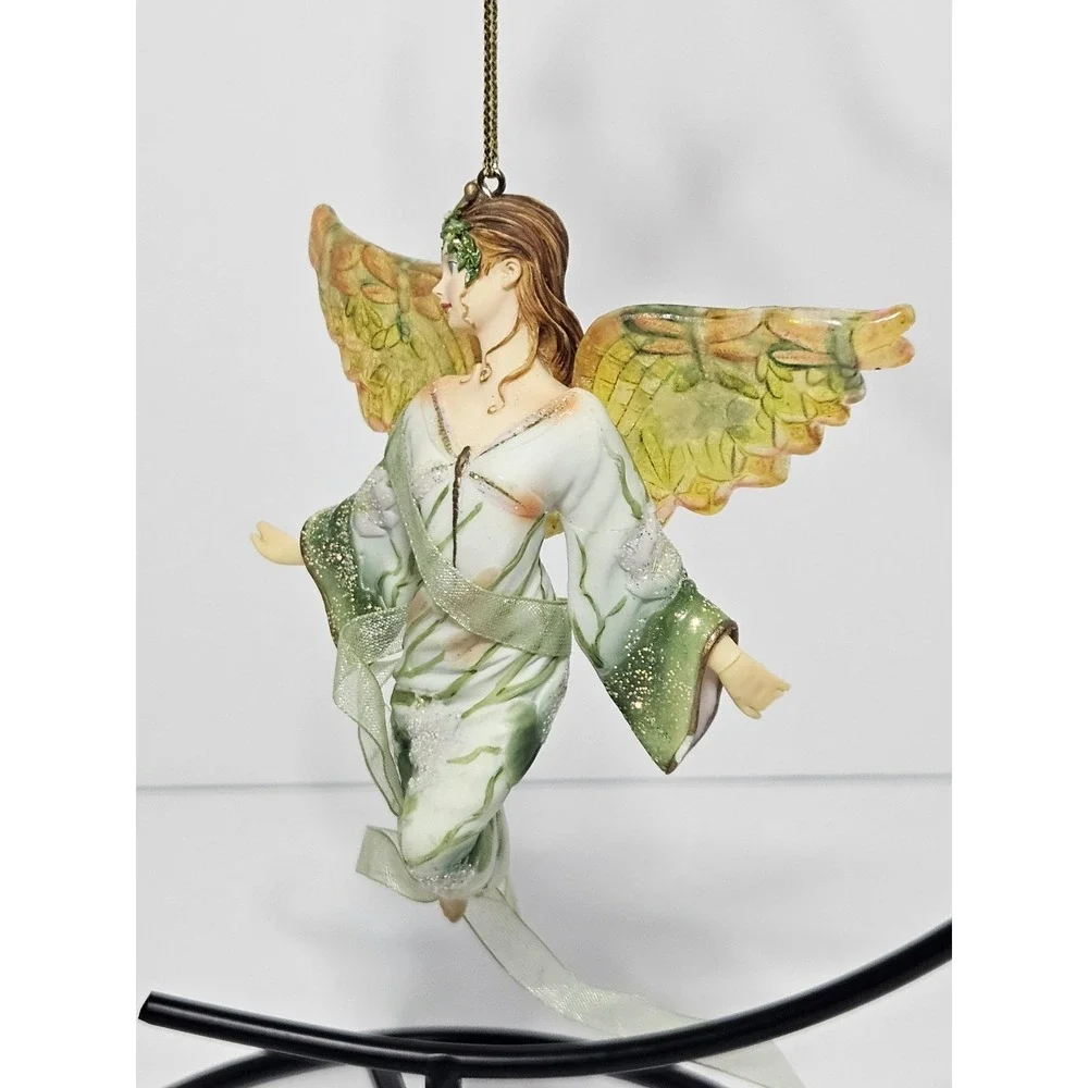 Ashton Drake Dragonfly Among Lilies On Wings of Light Heirloom Fairy Ornament 03